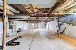 99 Moore St, Kingston, NY 12401 - Photo 36