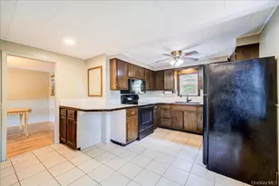99 Moore St, Kingston, NY 12401 - Photo 16