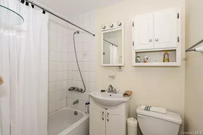 1832 George Street #2B, Ridgewood, NY 11385 - Photo 16