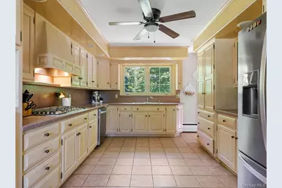 284 Tuckers Corners Road, Highland, NY 12528 - Photo 8