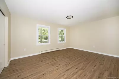 18 Cream Street, Hyde Park, NY 12538 - Photo 10
