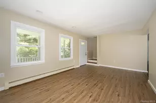 18 Cream St, Hyde Park, NY 12538 - Photo 8