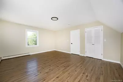 18 Cream Street, Hyde Park, NY 12538 - Photo 14