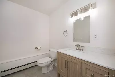 18 Cream Street, Hyde Park, NY 12538 - Photo 22