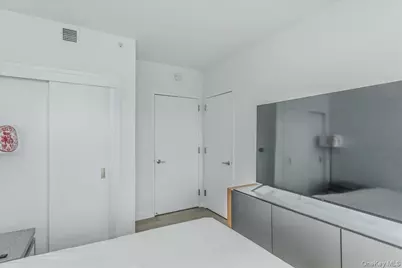131-03 40th Road #9N, Flushing, NY 11354 - Photo 10
