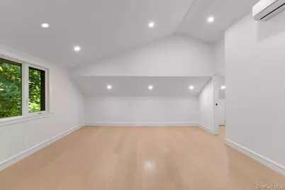 8549 Avon Street, Jamaica, NY 11432 - Photo 22