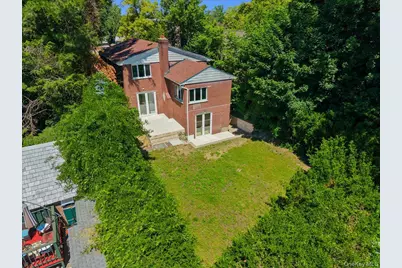 8549 Avon Street, Jamaica, NY 11432 - Photo 30
