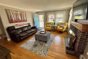 304 Lido Pkwy, Lindenhurst, NY 11757 - Photo 6