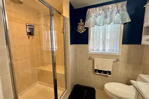304 Lido Pkwy, Lindenhurst, NY 11757 - Photo 12