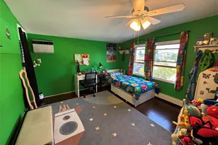 304 Lido Pkwy, Lindenhurst, NY 11757 - Photo 18