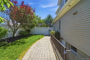 15 Boxwood Ln, Farmingdale, NY 11735 - Photo 42