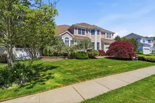 15 Boxwood Ln, Farmingdale, NY 11735 - Photo 4