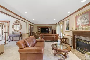 15 Boxwood Ln, Farmingdale, NY 11735 - Photo 12