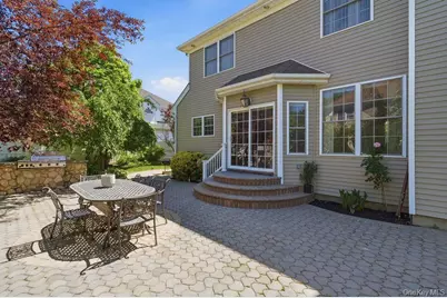 15 Boxwood Lane, Farmingdale, NY 11735 - Photo 40