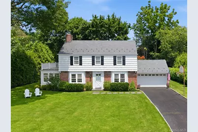 107 Dogwood Lane, Manhasset, NY 11030 - Photo 1