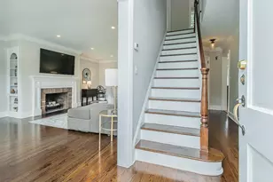 107 Dogwood Ln, Manhasset, NY 11030 - Photo 4