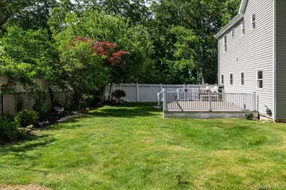 88 Orienta Avenue, Lake Grove, NY 11755 - Photo 26