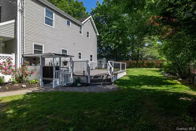 88 Orienta Avenue, Lake Grove, NY 11755 - Photo 24