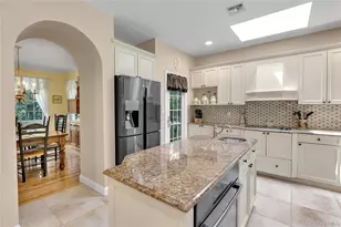 216 Landing Ln, Calverton, NY 11933 - Photo 8