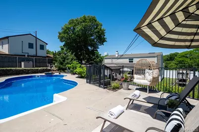 10 Rutgers Road, Farmingville, NY 11738 - Photo 26