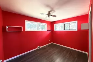 5 Robin Rd, Selden, NY 11784 - Photo 8