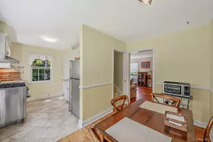 22 Lawrence St, Greenlawn, NY 11740 - Photo 8