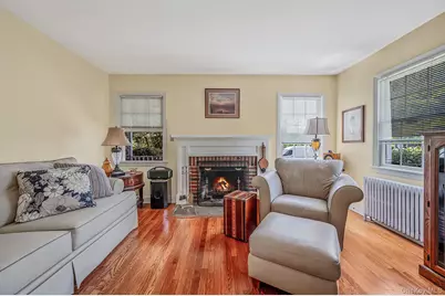 22 Lawrence Street, Greenlawn, NY 11740 - Photo 6