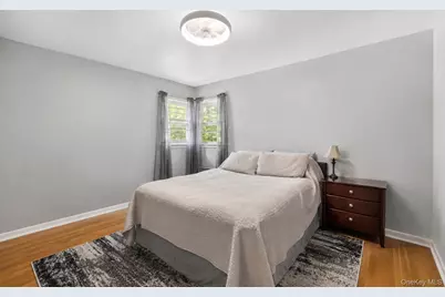 24 Maplewood Boulevard, Suffern, NY 10901 - Photo 16
