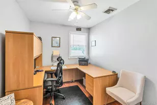 7 Mohawk Dr, Massapequa, NY 11758 - Photo 14