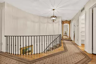 44 Koenig Dr, Oyster Bay, NY 11771 - Photo 16