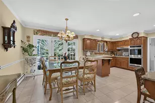 44 Koenig Dr, Oyster Bay, NY 11771 - Photo 12