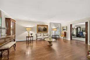 44 Koenig Dr, Oyster Bay, NY 11771 - Photo 8
