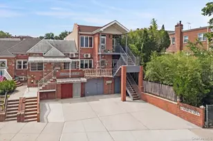 70-18 Calamus Ave, Flushing, NY 11377 - Photo 2