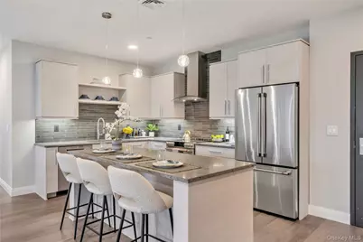 101 Searing Avenue #508, Mineola, NY 11501 - Photo 8