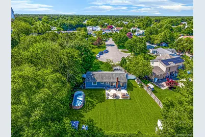 5 Megan Court, Bellport, NY 11713 - Photo 36