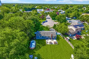 5 Megan Ct, Bellport, NY 11713 - Photo 36