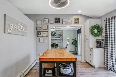 5 Megan Court, Bellport, NY 11713 - Photo 6