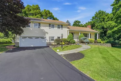 10 Sharon Court, Cornwall, NY 12520 - Photo 2
