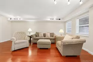 126 Glover Ave, Yonkers, NY 10704 - Photo 22