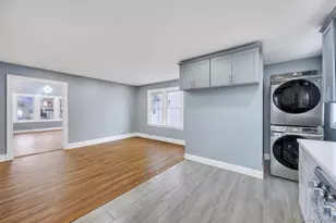 17 Sapir St, Valley Stream, NY 11580 - Photo 6