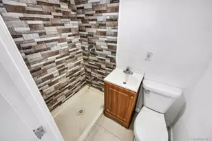17 Sapir St, Valley Stream, NY 11580 - Photo 16