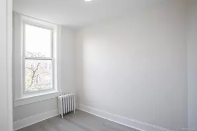 6717 Myrtle Avenue, Glendale, NY 11385 - Photo 30