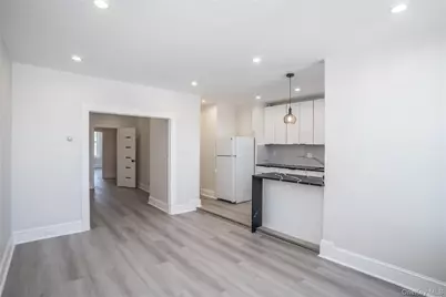 6717 Myrtle Avenue, Glendale, NY 11385 - Photo 20