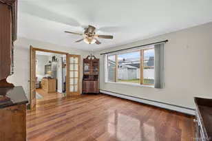39 Boat Ln, Levittown, NY 11756 - Photo 8