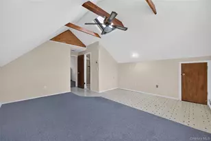 39 Boat Ln, Levittown, NY 11756 - Photo 22