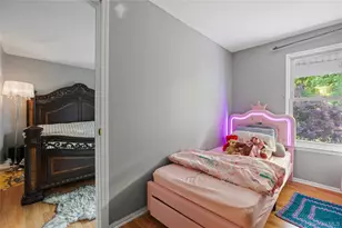 8 Independence Ct, Ridge, NY 11961 - Photo 20