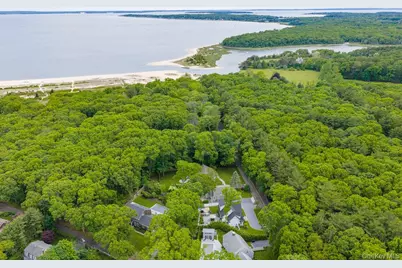 4525 S Harbor Road, Southold, NY 11971 - Photo 2