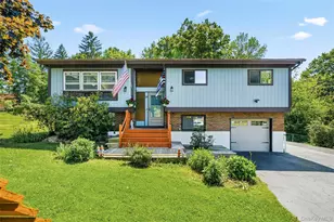 24 Dennis Dr, New Hampton, NY 10958 - Photo 2