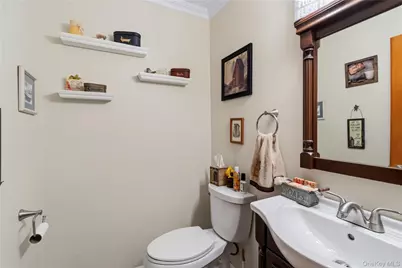 15-17 Park Woods Lane, Kings Park, NY 11754 - Photo 12