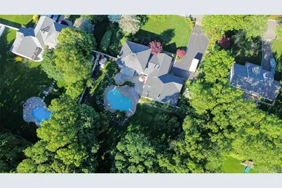 15-17 Park Woods Lane, Kings Park, NY 11754 - Photo 50